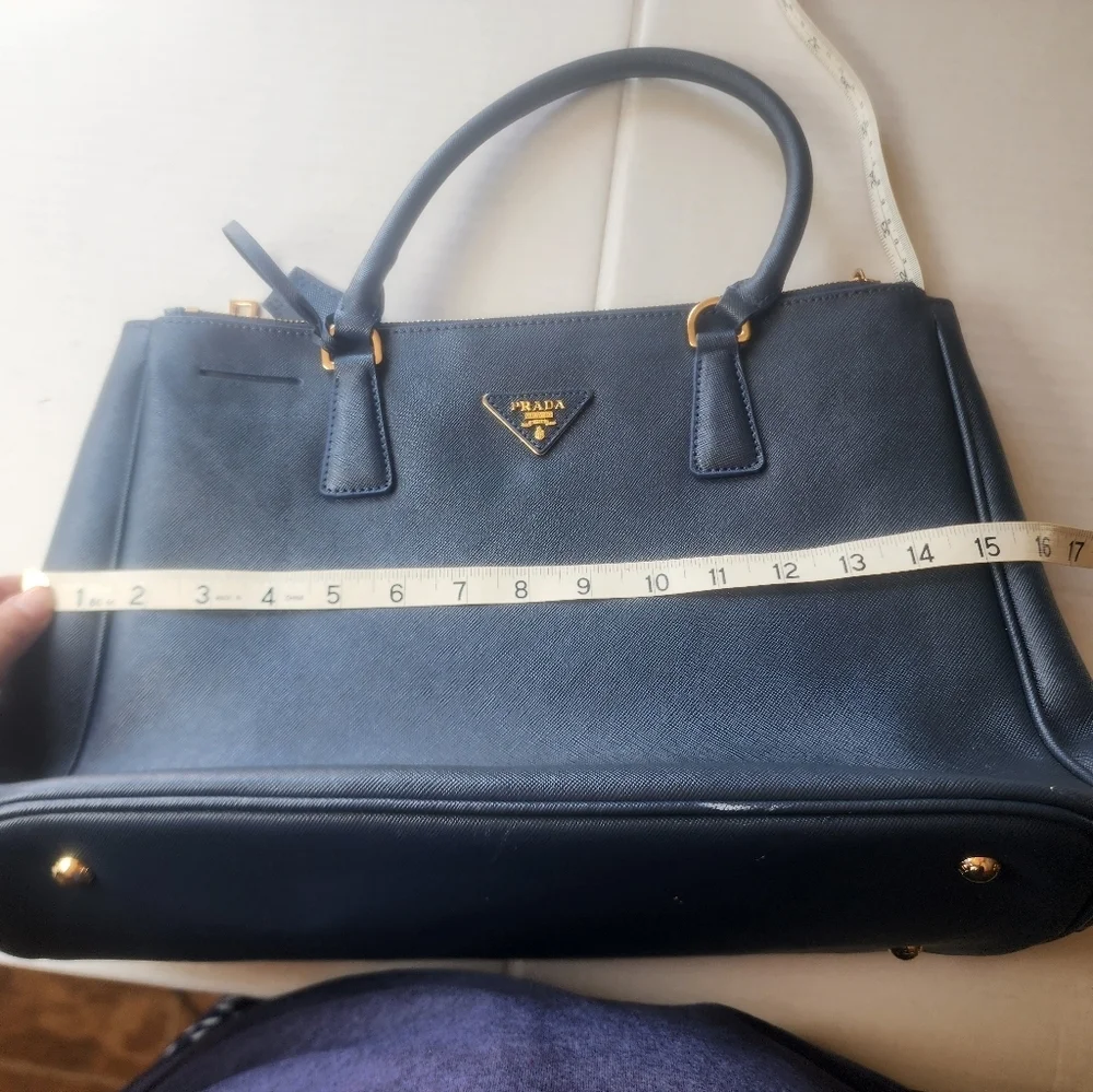 🌸 Prada | Handbag | Medoum sized bag - Picture 2 of 16